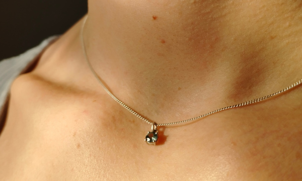  Silber Kette mit blauem Turmalin 